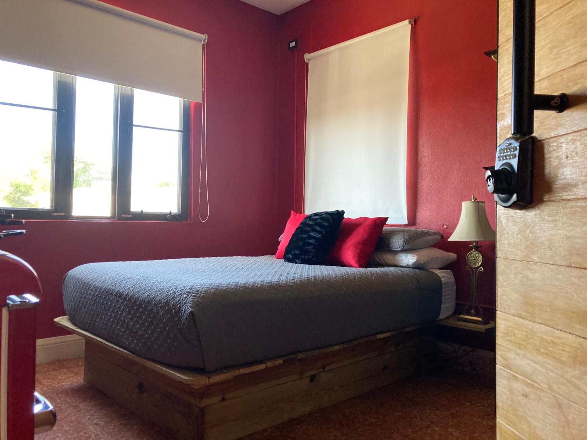 Lower Price, More Style, Discount Studio In San Juan,Pr, Beach, Free Bikes (Adults Only) Ngoại thất bức ảnh