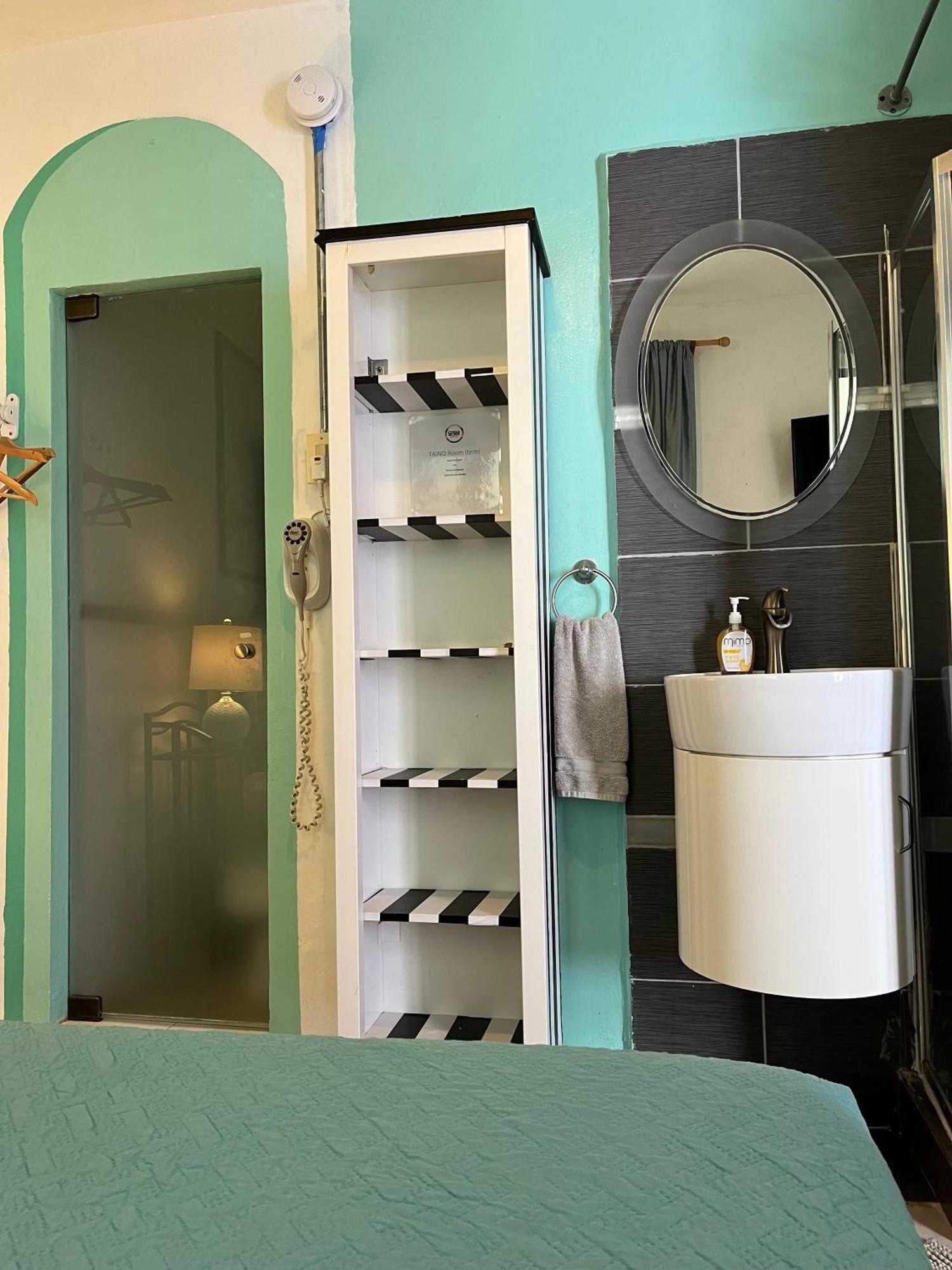 Lower Price, More Style, Discount Studio In San Juan,Pr, Beach, Free Bikes (Adults Only) Ngoại thất bức ảnh